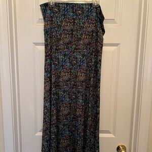 LuLaRoe Maxi skirt XL